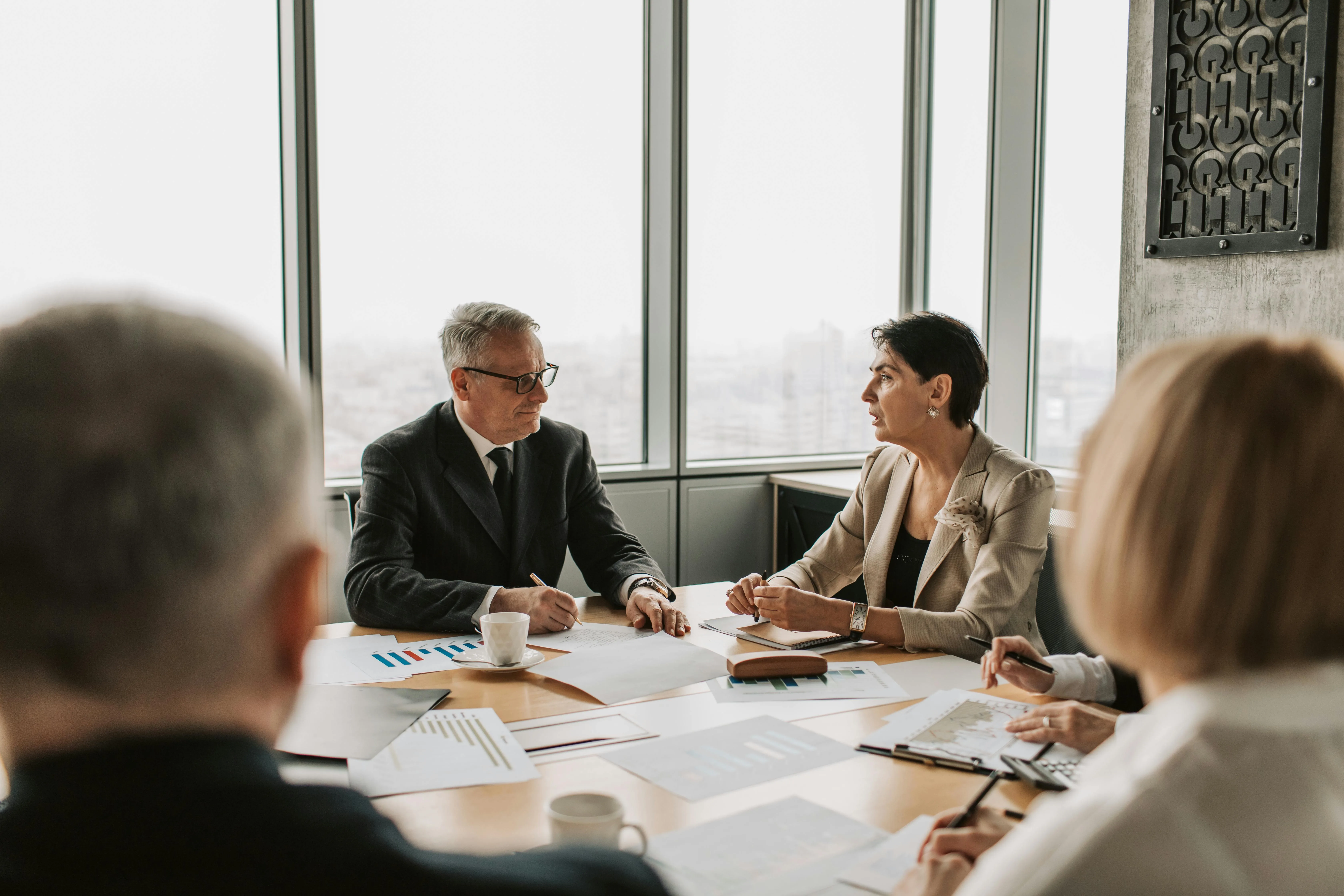 Professional Financial Consultations - 东升国际